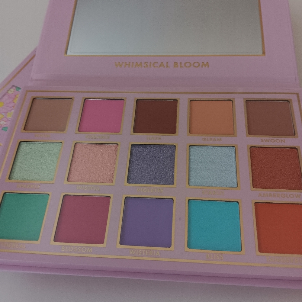 ACE BEAUTE PALETTE NEW